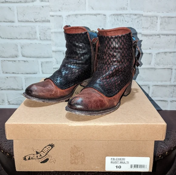 FreeBird CHERI Rust Multi Booties size 10
